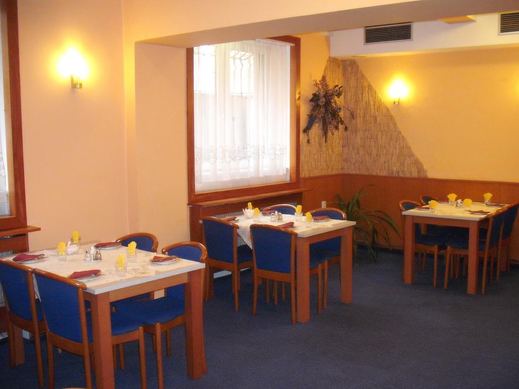 Hotel Forman Mlada Boleslav Exterior photo